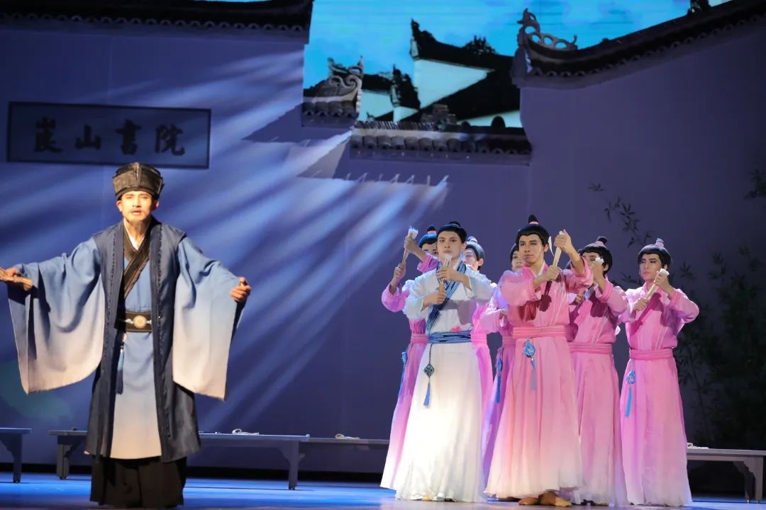 Stage play’Love in Langshan’, a audio-visual feast of Langshan&nbsp;culture